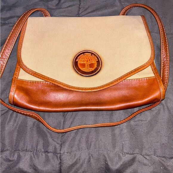 Leather and canvas meduim size purse - Picture 1 of 6